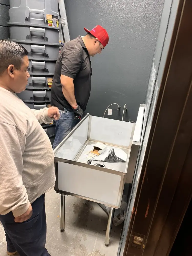 Commercial plumbing and sink installation in Lake Dallas